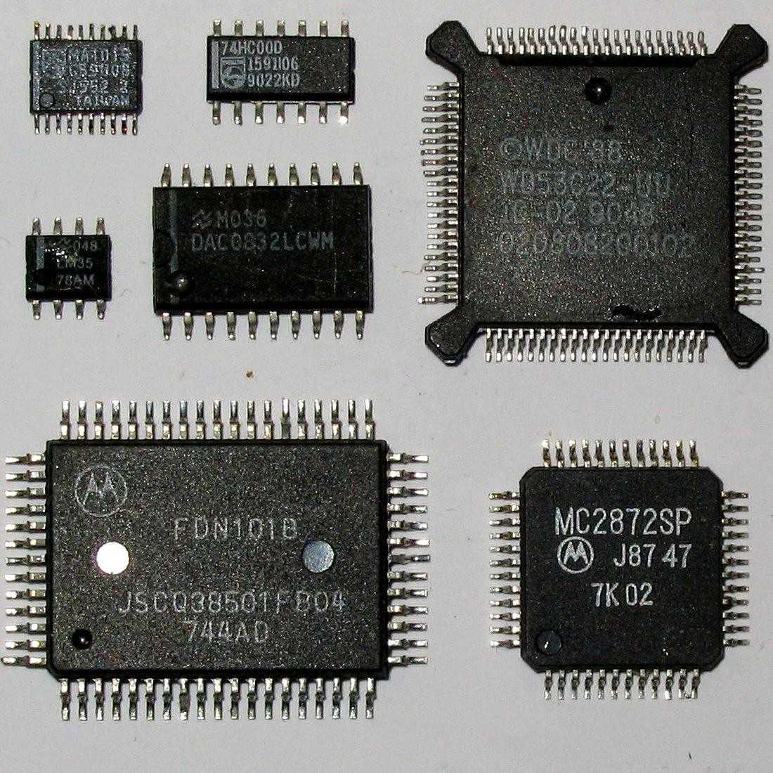 بسته بندی قطعات الکترونیکی